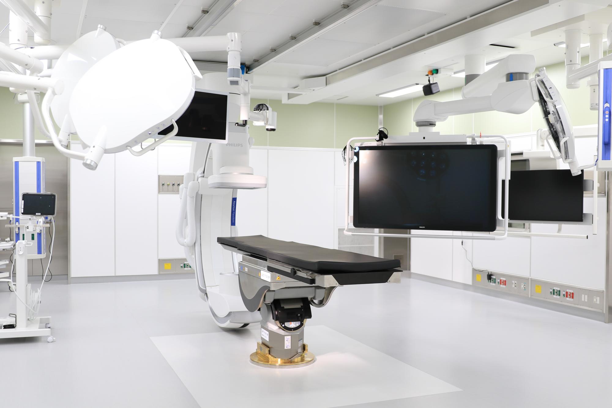 /ozumc/upload/department/page/radiography_angio.jpg